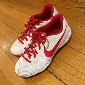 Nike cleats, size 4.5 (Big Kids)